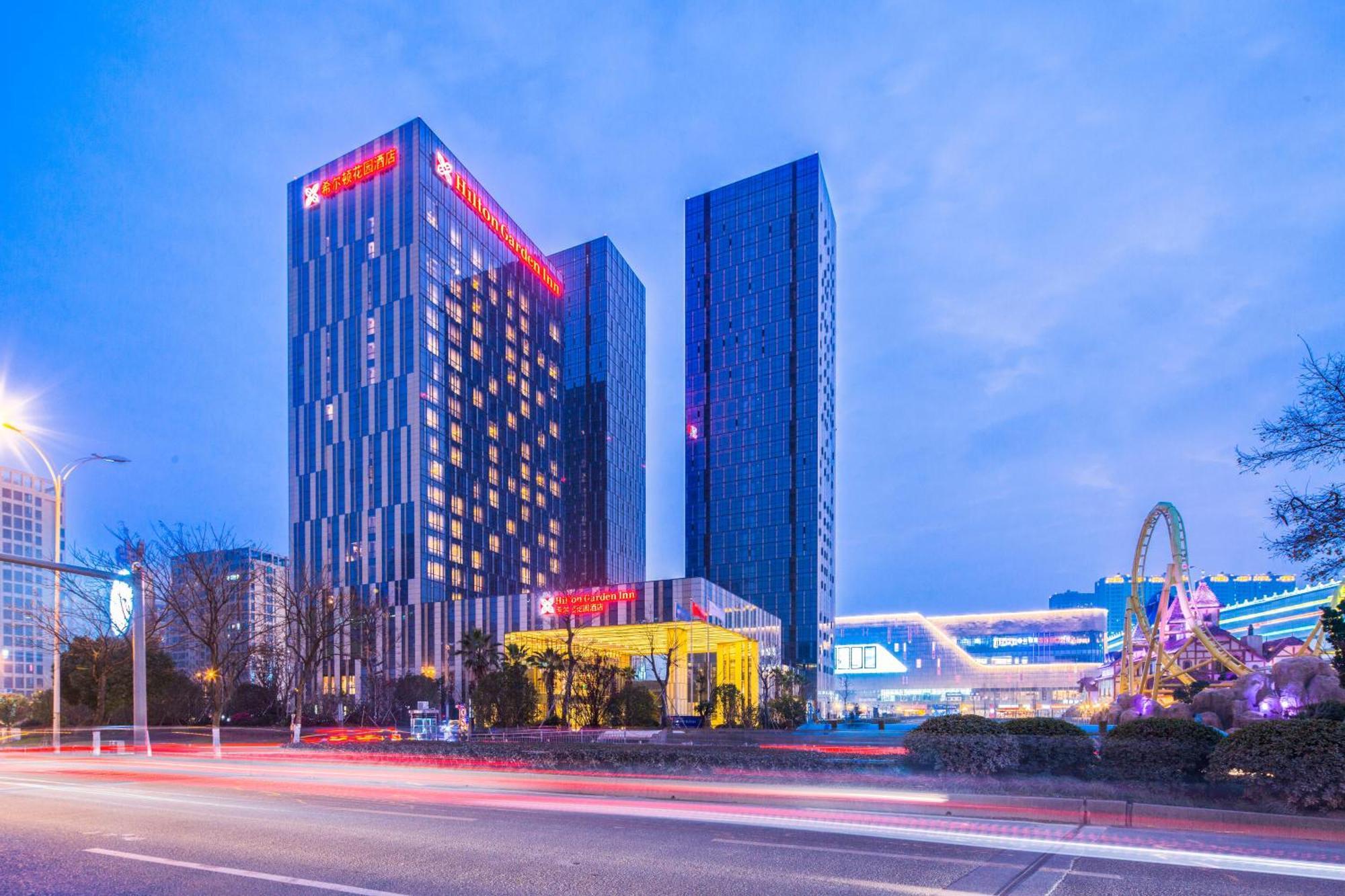 Hilton Garden Inn Ningbo Extérieur photo